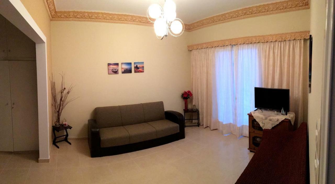 Pachi Seaside Apartment Екстериор снимка